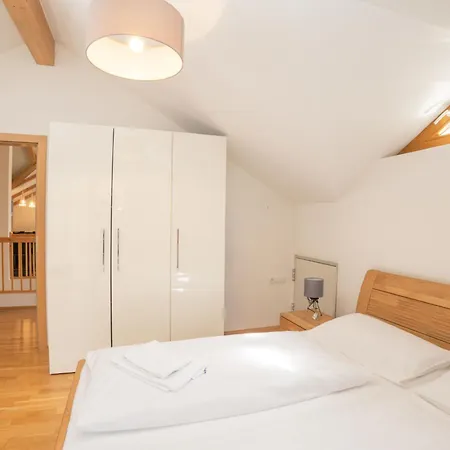 Schoenblick - Daniela 7 By Interhome * Rauris